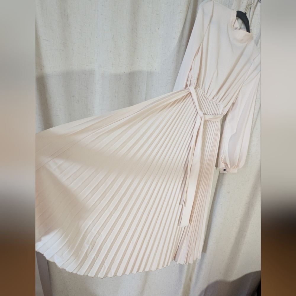 SHEIN Cream Long Sleeve Maxi Dress - Picture 12 of 12